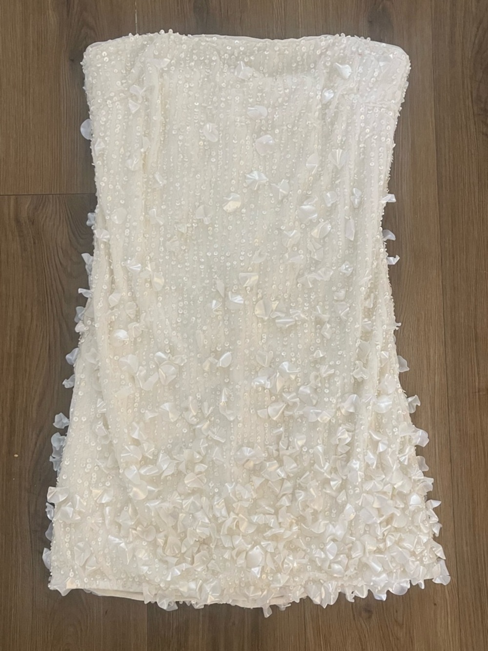 Show Me Your Mumu Savvy Tube Mini Dress size M shells sequin white medium - Picture 6 of 6